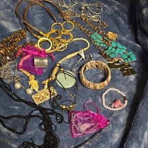 Elegant Gold and Silver Women's Jewelry Set